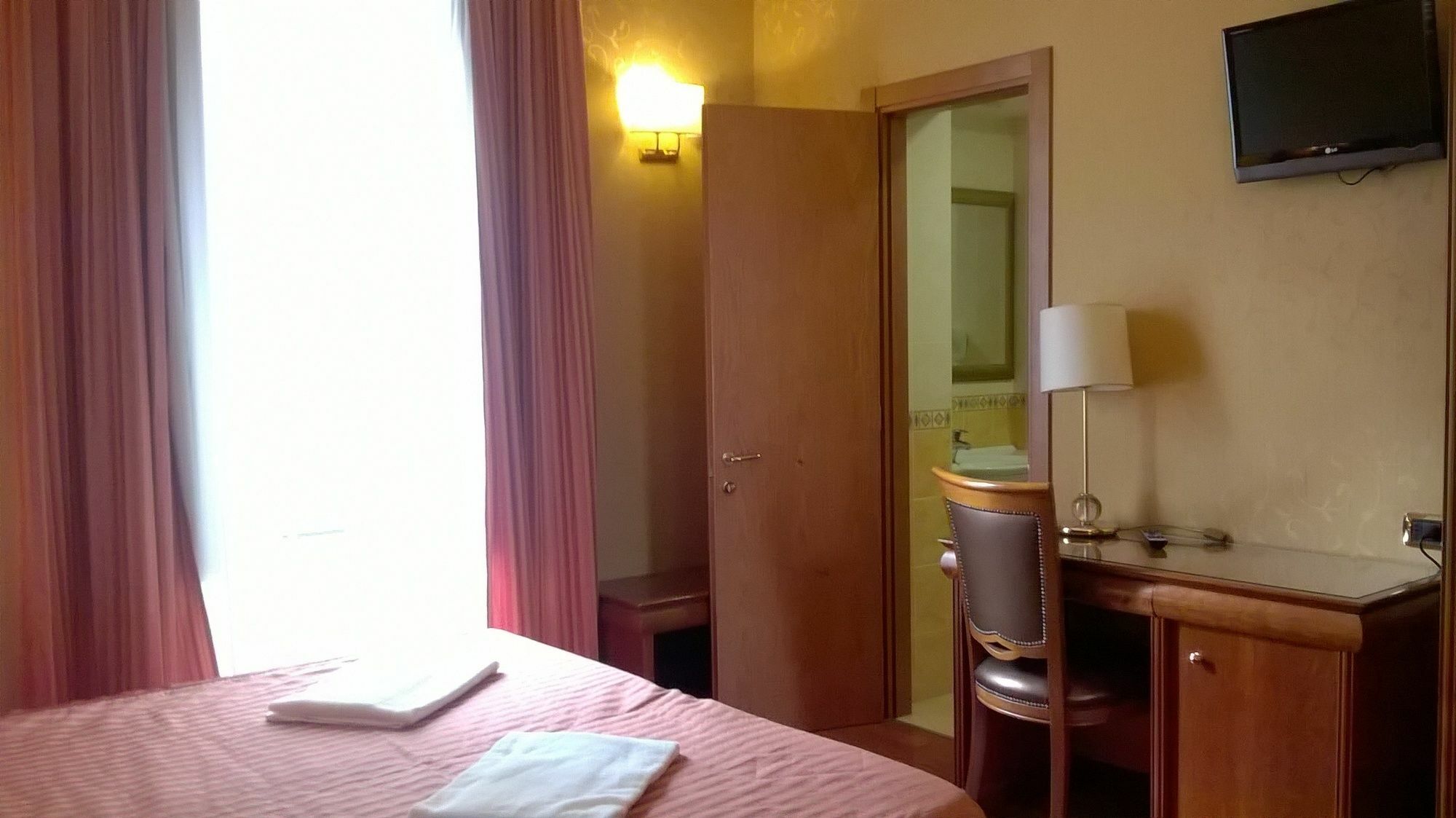 Wonderful In Rome Hotel Екстериор снимка